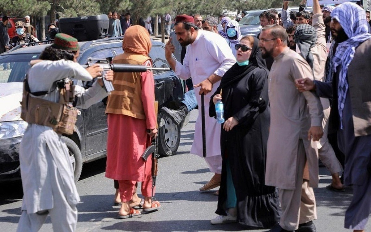 د ولسواکۍ نړۍواله ورځ؛ د طالبانو تر واک لاندې افغانستان کې ولسواکي له ګڼو ننګونو سره مخ ده