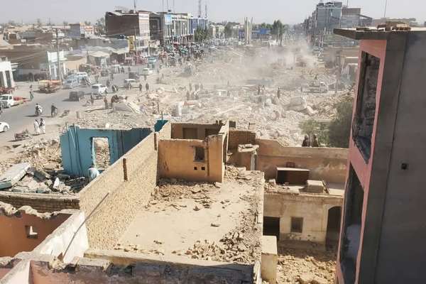 طالبانو په کندهار کې د ملافاضل د کورونو او مارکېټونو دخونديکولو لپاره د سړک نقشه بدله کړه