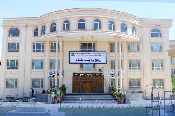 په بلخ کې د طالبانو ویاند: هبتالله له منکراتو د مخنيوي لپاره د نوري فایبر انټرنېټ بند کړی