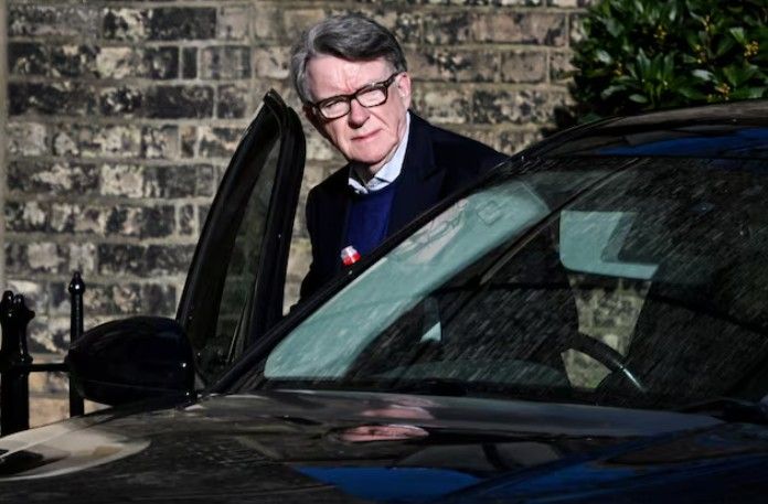 سفیر پیشین بریتانیا در ارتباط به پرونده جفری اپستین بازداشت شد