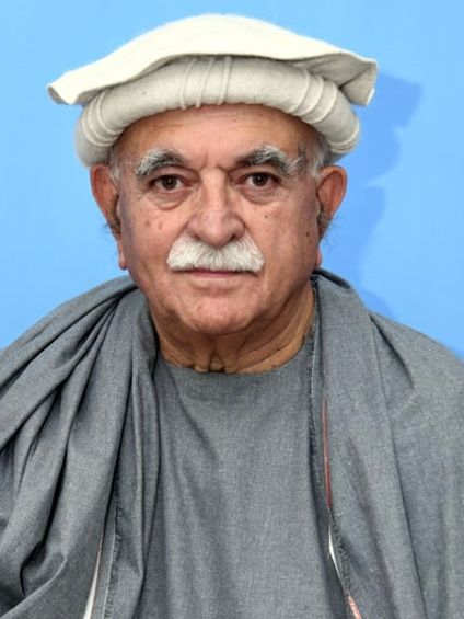 د عمران خان تازه پرېکړه؛ محمودخان اڅکزی یې د شهباز شریف پر خلاف د اپوزېسیون مشر وټاکه