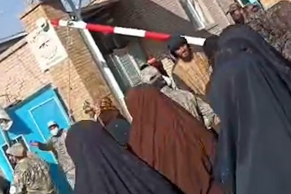 Taliban Block Women Without Burqas From Entering Herat Hospital