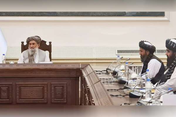 د طالبانو کابینې د کابل اداري کمپلېکس او روغتیايي کادرونو د کمښت ستونزې حل لپاره غونډه کړې