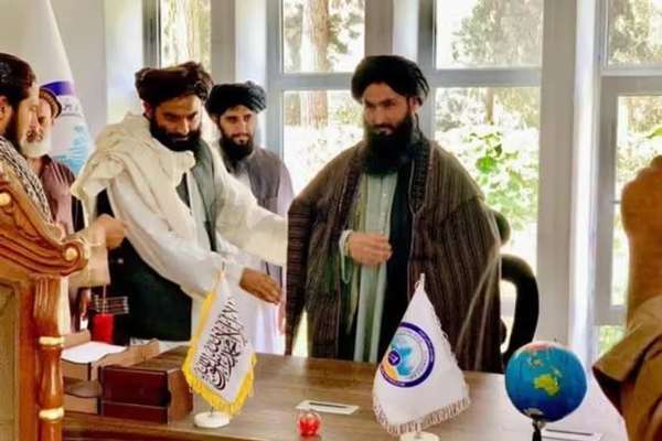 طالبانو په بدخشان کې خپل یو یاغي قوماندان نیولی او کابل ته یې لېږدولی