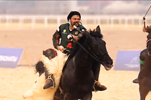 تیم ملی بزکشی افغانستان از راهیابی به دیدار نهایی رقابتهای جهانی «کوکپر» باز ماند