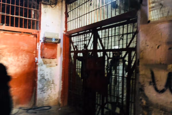 له جرم او محکمې پرته سزا؛ کندهار محبس کې د بېعدالتۍ ترسیوري لاندې د پخوانيو پوځیانو فریاد