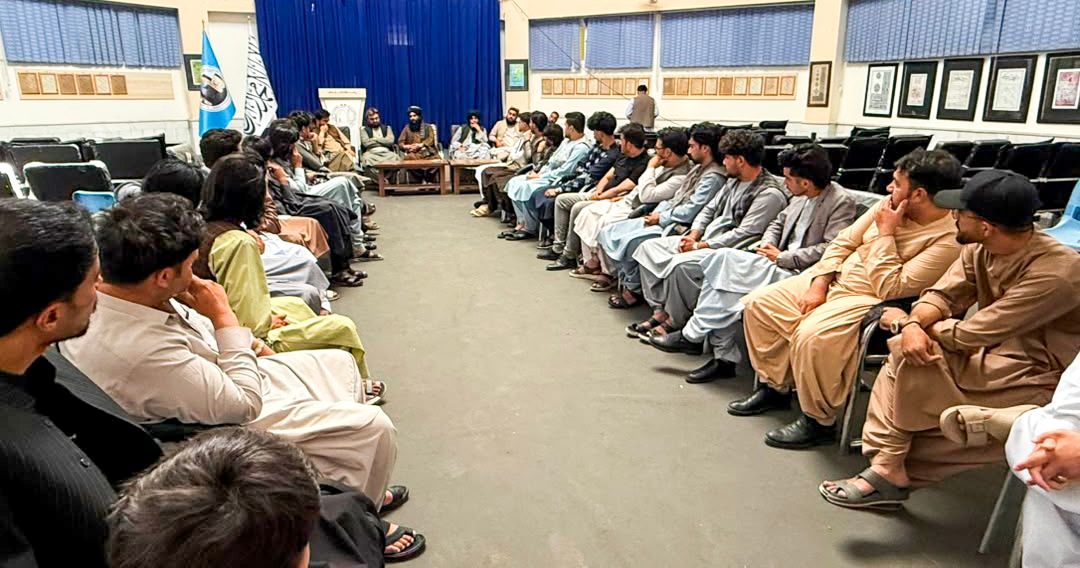 طالبانو له لاریونونو وروسته په هرات کې د ټولنیزو رسنیو له فعالانو سره ناسته کړې