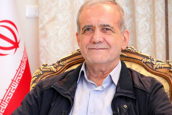 الرئيس الإيراني: مستعد للسفر إلى أفغانستان لفتح صفحة جديدة في تاريخ علاقاتنا