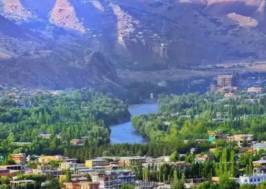 در یک رویداد ترافیکی در بدخشان پنج نفر جان باختند