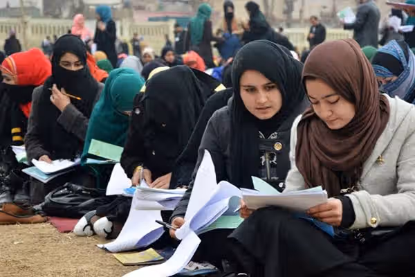 افغان مېرمنې: د نجونو له ګډون پرته د کانکور پایلې د جنسیتي تبعیض ښکاره نښه ده