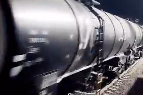 Afghanistan Receives First Diesel Fuel Shipment Via Khaf–Herat Railway