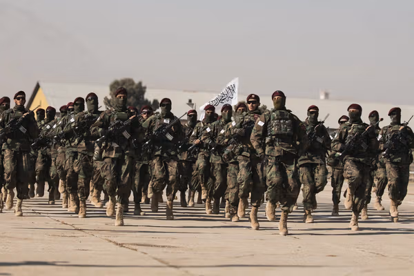 طالبان صدها نیروی جنگی خود را از پنجشیر خارج و در مناطق مرزی با پاکستان مستقر کرد