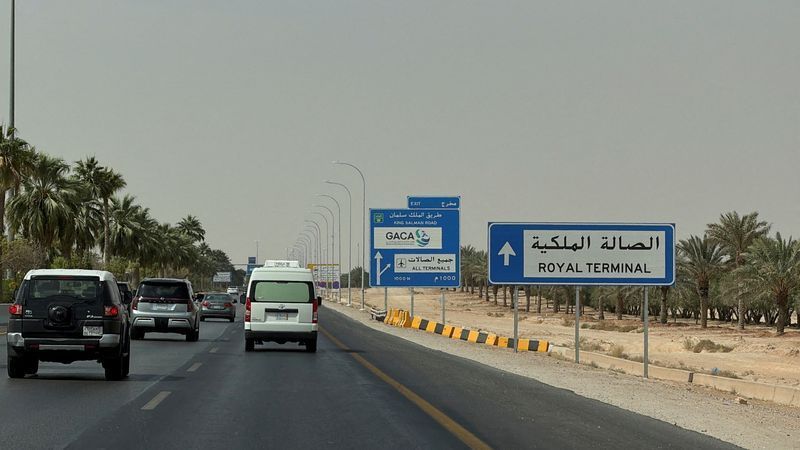 سعودي عربستان د یمني وسله والو د بې‌پیلوټه الوتکو او توغندیو بریدونه شنډ کړي