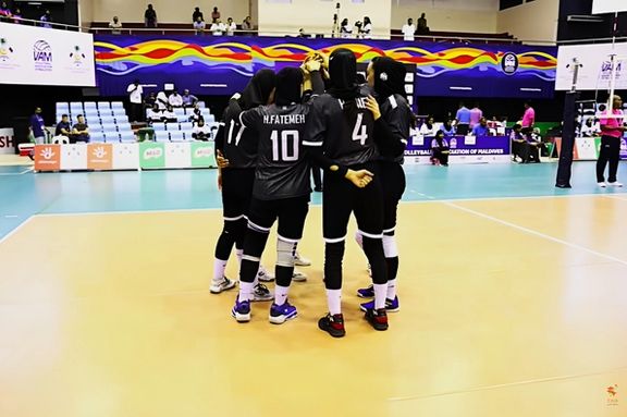 تیم والیبال زنان افغانستان در آغاز رقابتهای آسیای مرکزی، مغلوب قرغیزستان شد