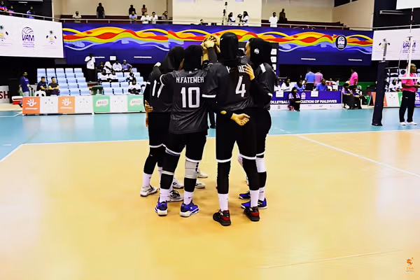 تیم والیبال زنان افغانستان در آغاز رقابتهای آسیای مرکزی، مغلوب قرغیزستان شد