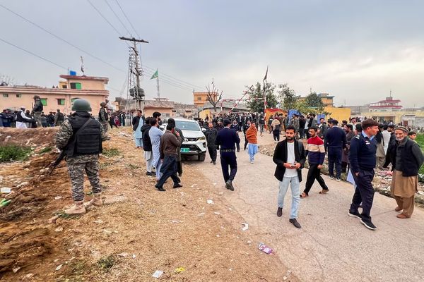 انفجار في مسجد للشيعة بإسلام آباد يخلّف 31 قتيلاً و169 جريحاً