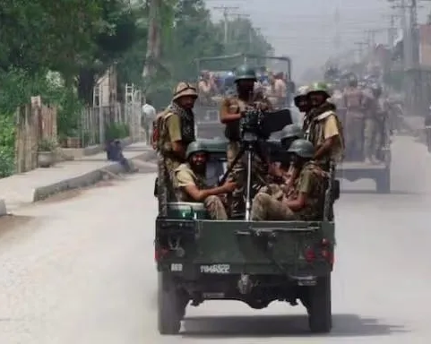 ارتش پاکستان از کشتهشدن ۱۴ شبهنظامی در نزدیک مرز افغانستان خبر داد