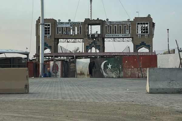 باكستان: مقتل نحو 300 من عناصر طالبان الأفغانية والباكستانية