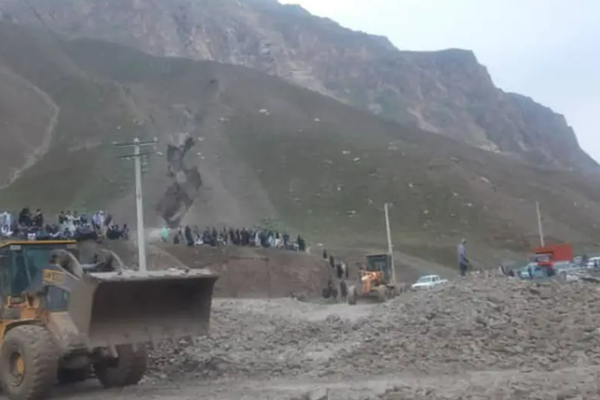 Taliban Announces Closure Of Samangan-Balkh Highway For Traffic