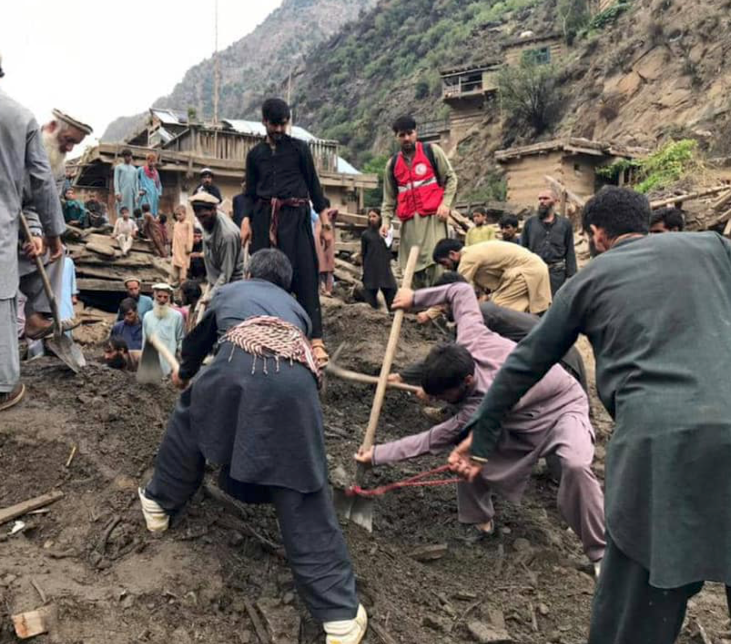یوناما په نورستان کې د سېلاب‌ځپلو لپاره د مرستو زیاتېدو غوښتنه وکړه
