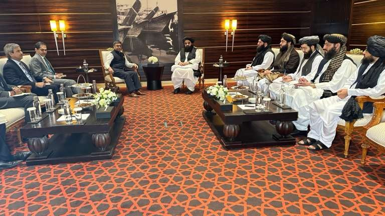 خبير هندي: باكستان دعمت طالبان ثلاثة عقود لإبعاد الهند عن أفغانستان لكنها فشلت