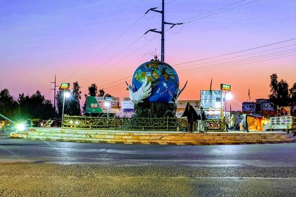 په هلمند کې د درېیو ولایتونو د پهلوانانو تر منځ د غېږ نیونې سیالۍ ترسره شوې