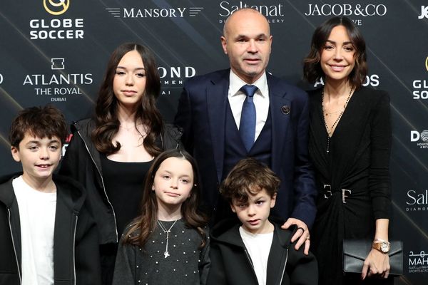 مراسم گلوب ساکر ٢٠٢٥؛ تقدیر از آندرس انیستا به خاطر یک عمر دستاورد حرفهای