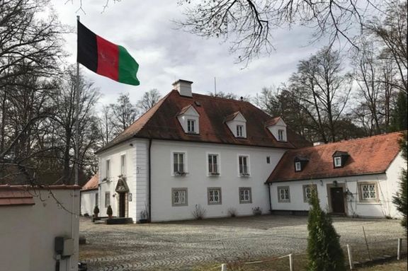 د جرمني مونشن کې خلکو د افغان کونسلګرۍ له کثافاتو شکایت کړی