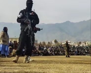 طالبان ۷ نفر را در هرات شلاق زد