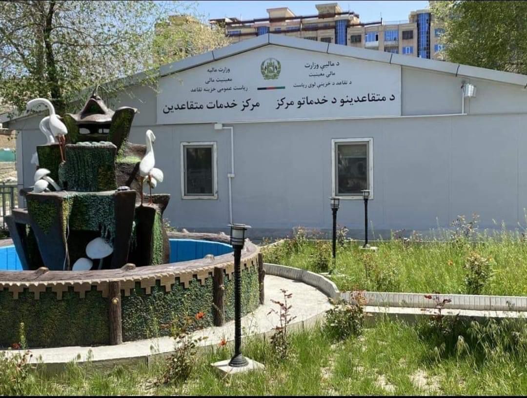 متقاعدین: ملا هبت الله له تېرو دوه نیمو کلونو راپه دېخوا زموږ په حقونو منګولې خښې کړې دي