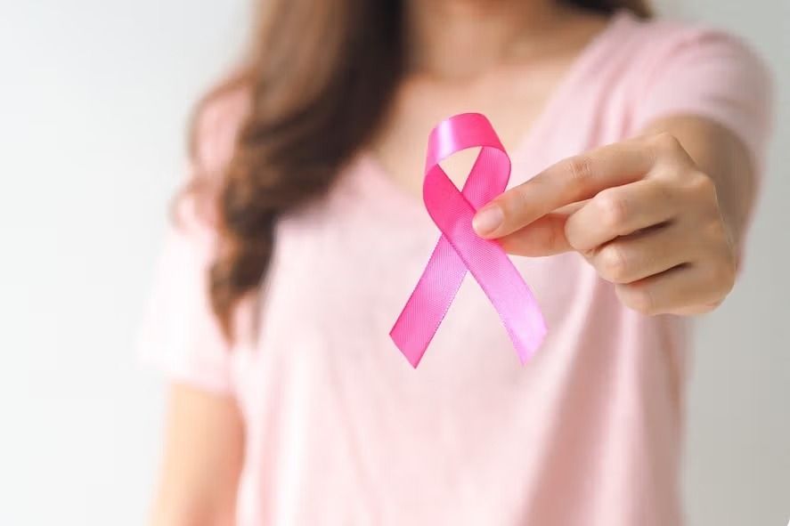 در 'هر ۳۰ تا ۴۰ دقیقه یک زن' در ایران به سرطان سینه مبتلا می‌شود