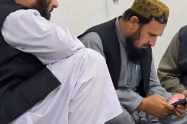 جمعة خان فاتح في رواية إعلام طالبان: من قائد مخلص إلى متمرد