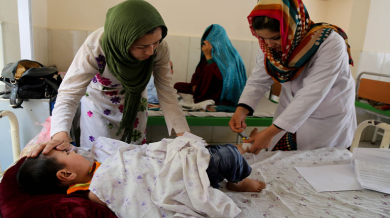د میندو د مړینې لوړه کچه او د روغتیايي خدماتو بحران؛ افغانستان له جدي ګواښ سره مخ دی