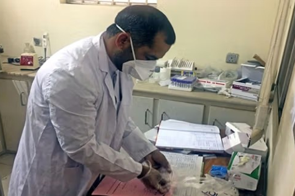 روان کال؛ د پاکستان په سند ایالت کې ۳۲۹ ماشومان پر اېډز ناروغۍ اخته شوي دي