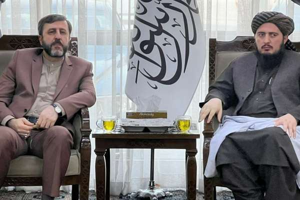 ایران له طالبانو سره پر سرحدي حدودو، اوبو او قضایي مسایلو خبرې کوي
