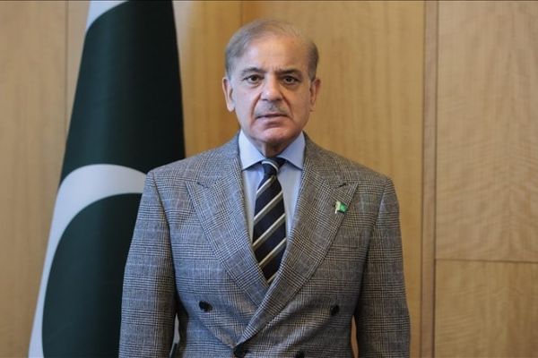 د پاکستان لومړی وزیر به نن د یوه پلاوي په مشرۍ مالیزیا ته سفر وکړي