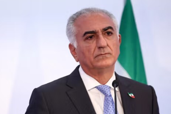 شهزاده رضا پهلوي: په ایران کې نسل وژنه روانه ده