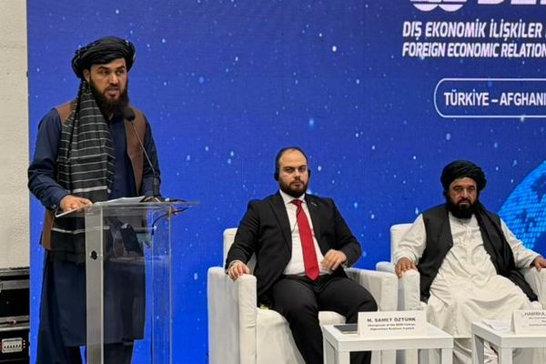 د طالبان د سوداګرۍ وزارت: افغانستان د بهرنۍ پانګوونې د راجلبولو لپاره بې ساری ظرفیت لري