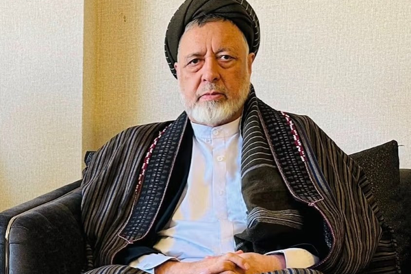 محمد محقق: طالبان تفرض ضغوطاً واسعة على الشيعة وتلغي فعلياً المذهب الجعفري