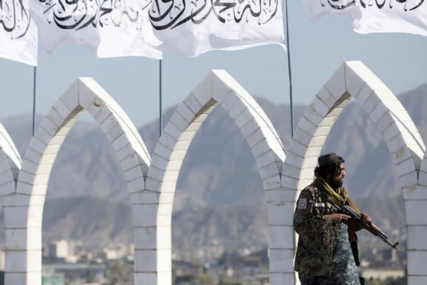 طالبان تتوعد بملاحقة منتقدي قوانينها قضائياً