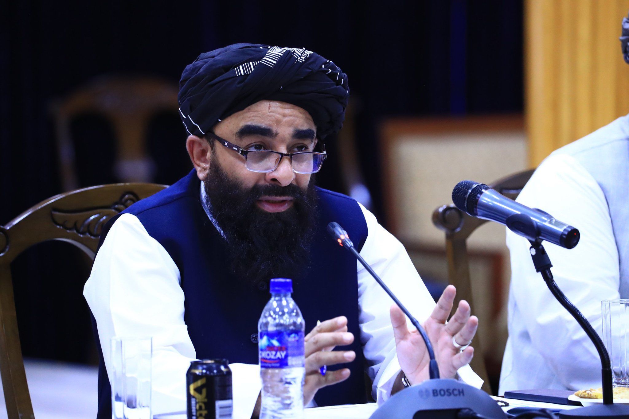ذبیح‌الله مجاهد: د پاکستان په هوايي بریدونو کې څلور ملکي وګړي وژل شوي دي