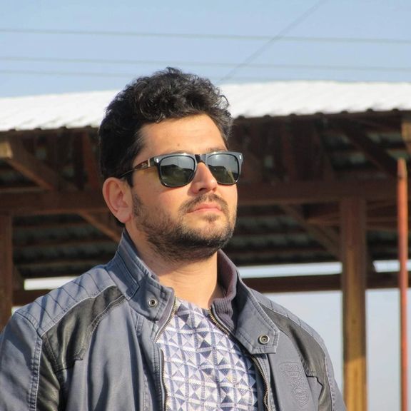 فیضالله فیض، همکار خبرنگار امریکایی در بازداشت طالبان با خانوادهاش تماس گرفت