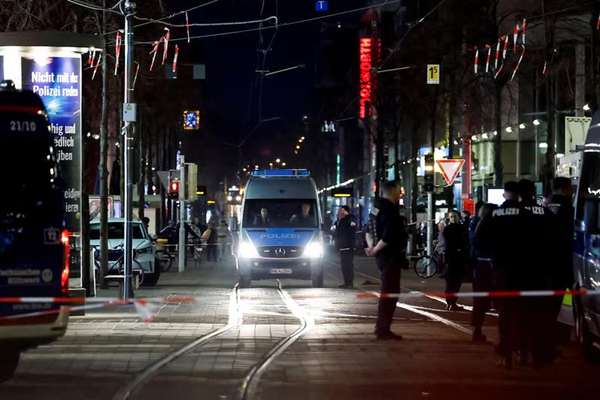 روزنامه آلمانی: یک افغان رئیس خود را با ضربات چاقو کشت