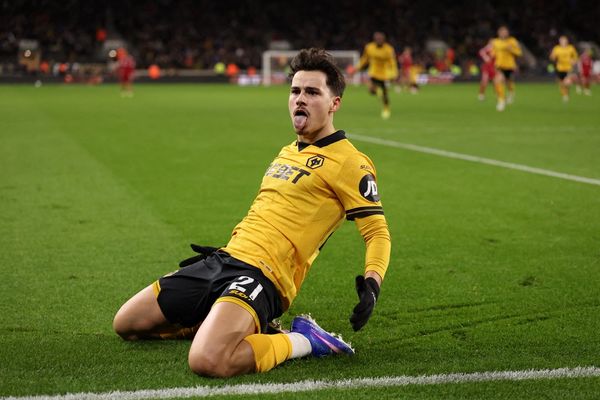 شکست بد موقع لیورپول مقابل آخرین تیم جدول ردهبندی لیگ برتر فوتبال انگلستان