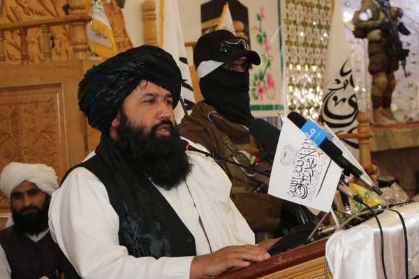 ندیم د پنجشېر پوهنتون پر محصلانو غږ کړی چې له سیاسي ډلو او فعالیتونو ځان وساتي