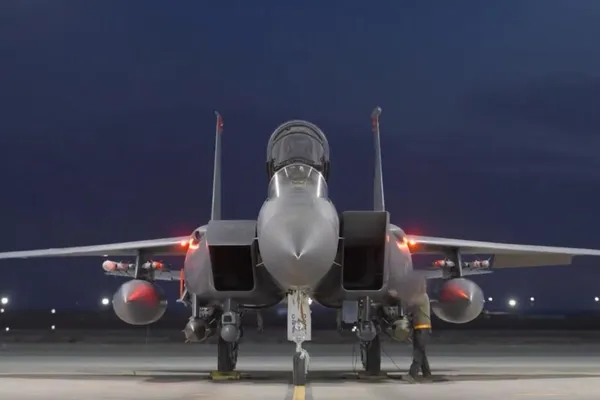 امریکا به اهداف داعش در سوریه حمله کرد