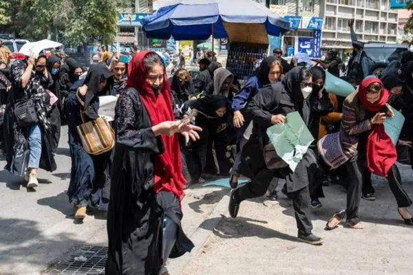 HRW Describes Mistreatment of Detained Afghan Women Protesters In New Report
