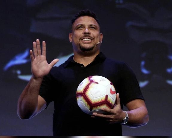 کرونا به دنبال ستارههای فوتبال؛ رونالدوی برازیلی نیز به کرونا مبتلا شد