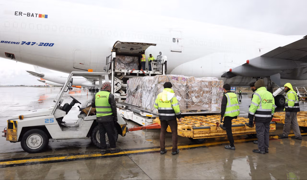 سازمان بهداشت جهانی: ۸۰ تن تجهیزات پزشکی نجاتبخش به افغانستان رسید