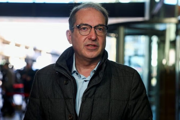 ألمانيا تؤكد استمرار ترحيل "اللاجئين المدانين بجرائم" إلى أفغانستان وسوريا